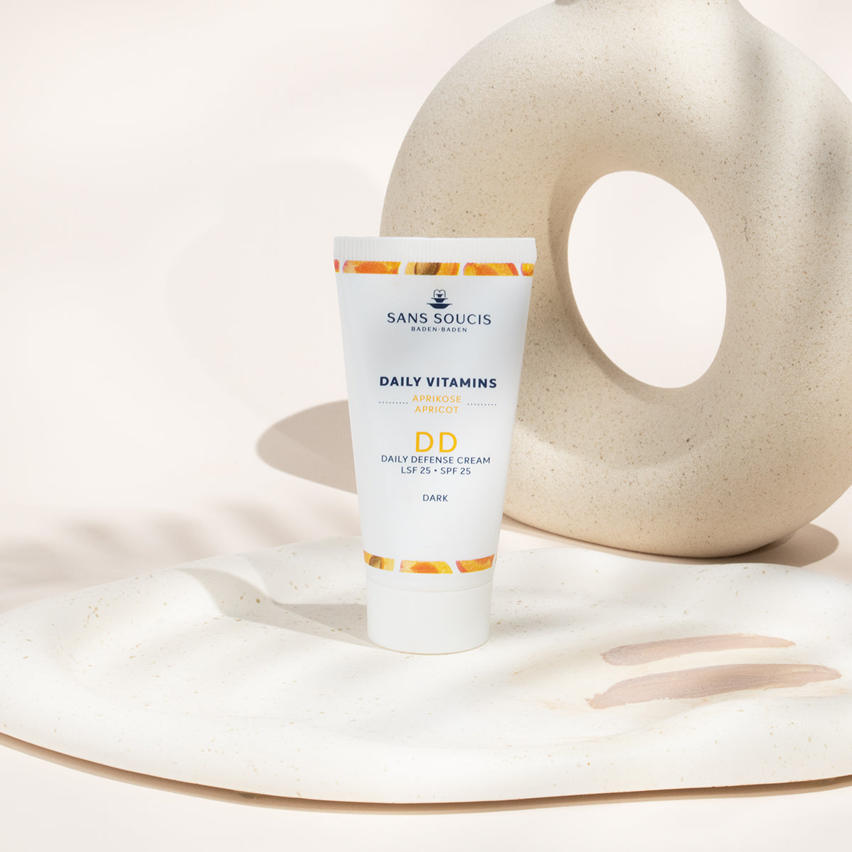 DD Daily Defense Cream SPF 25 Dark