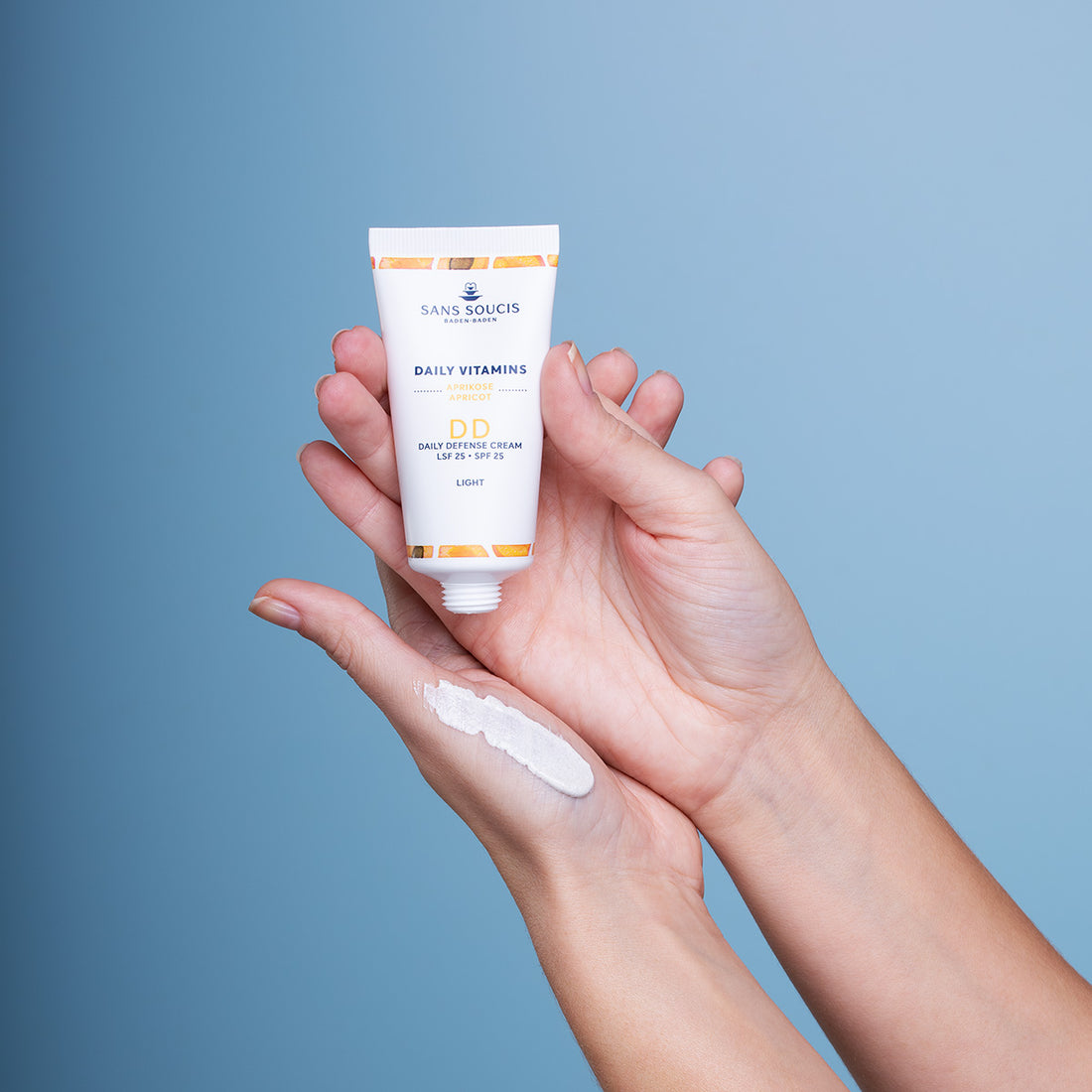 DD Daily Defense Cream SPF 25 Light
